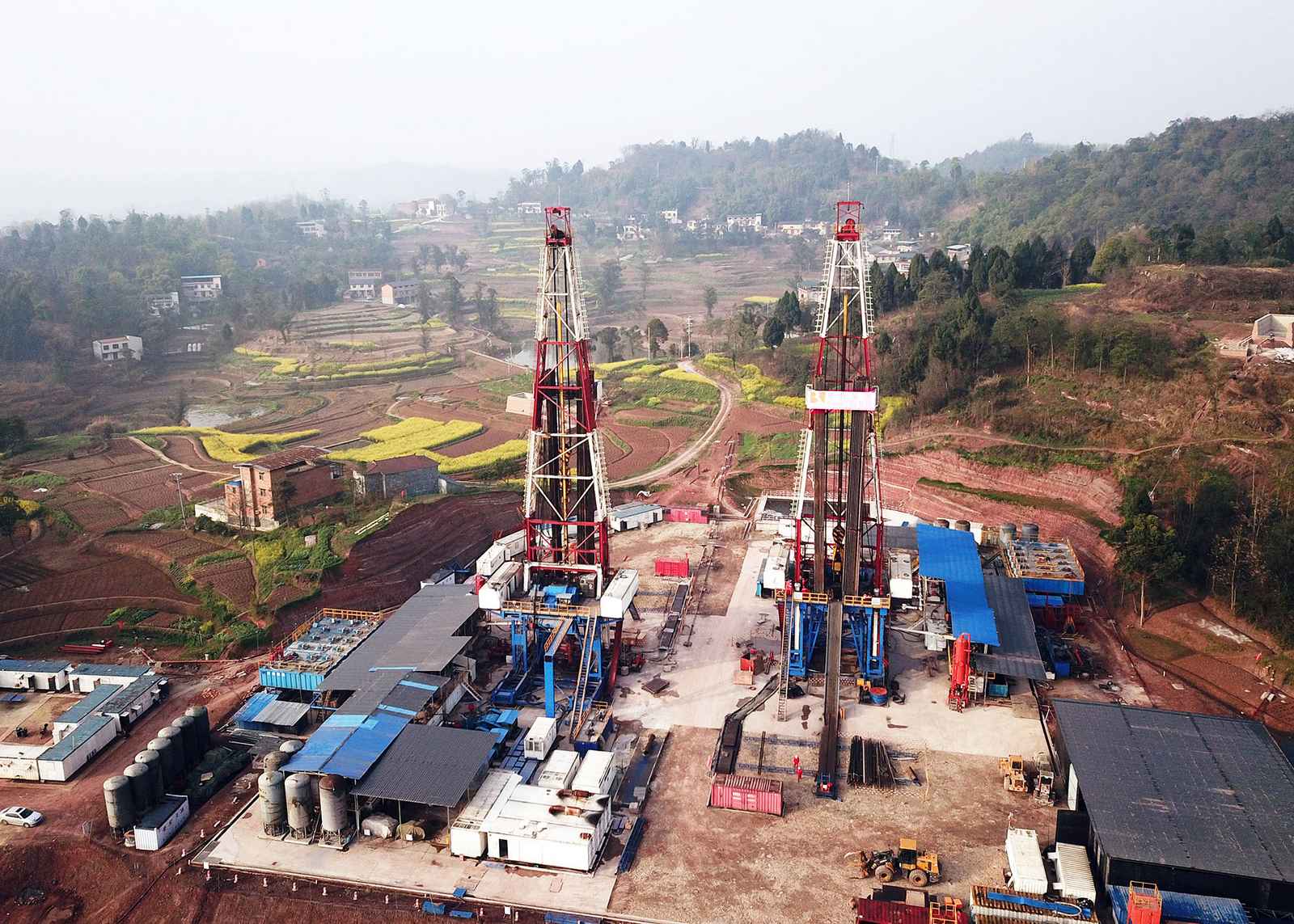 15.6天！渝西區塊二開(kāi)完鉆創(chuàng  )造新紀錄(圖1)